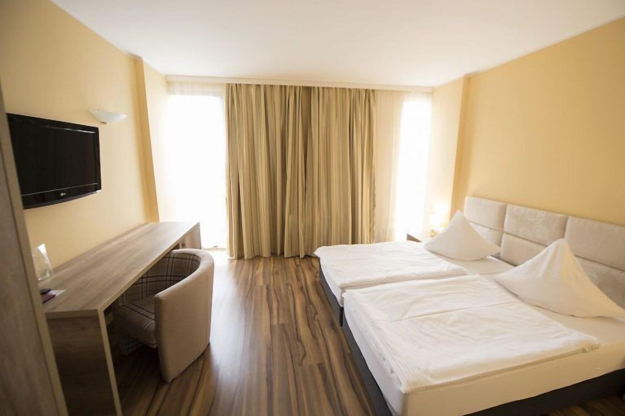 Hotel Perla D'Oro Τιμισοάρα Εξωτερικό φωτογραφία